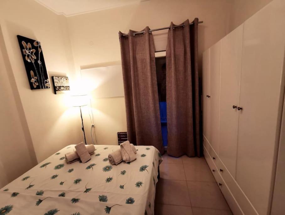 Apartment With 3 Rooms Just 1 Min From The Beach And Free Public Parking Peraía Eksteriør bilde